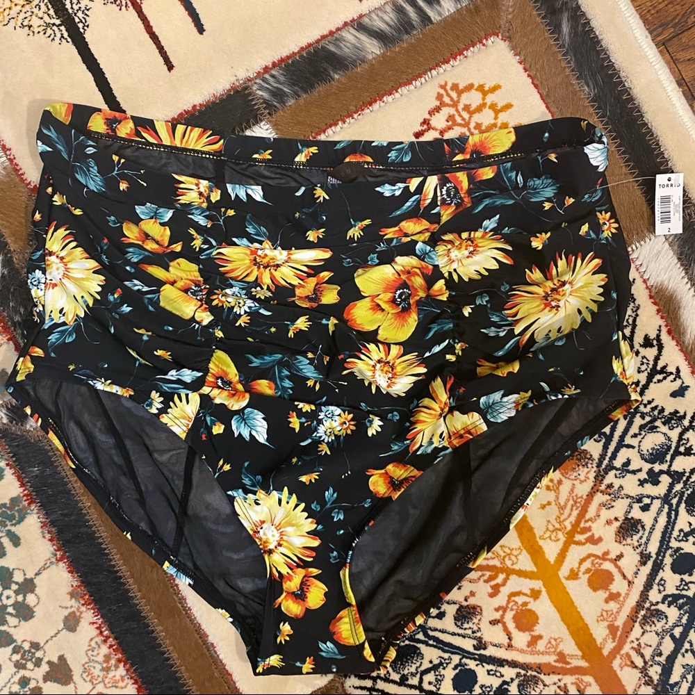 Torrid bathing suit bottoms, size 2 -new with tags